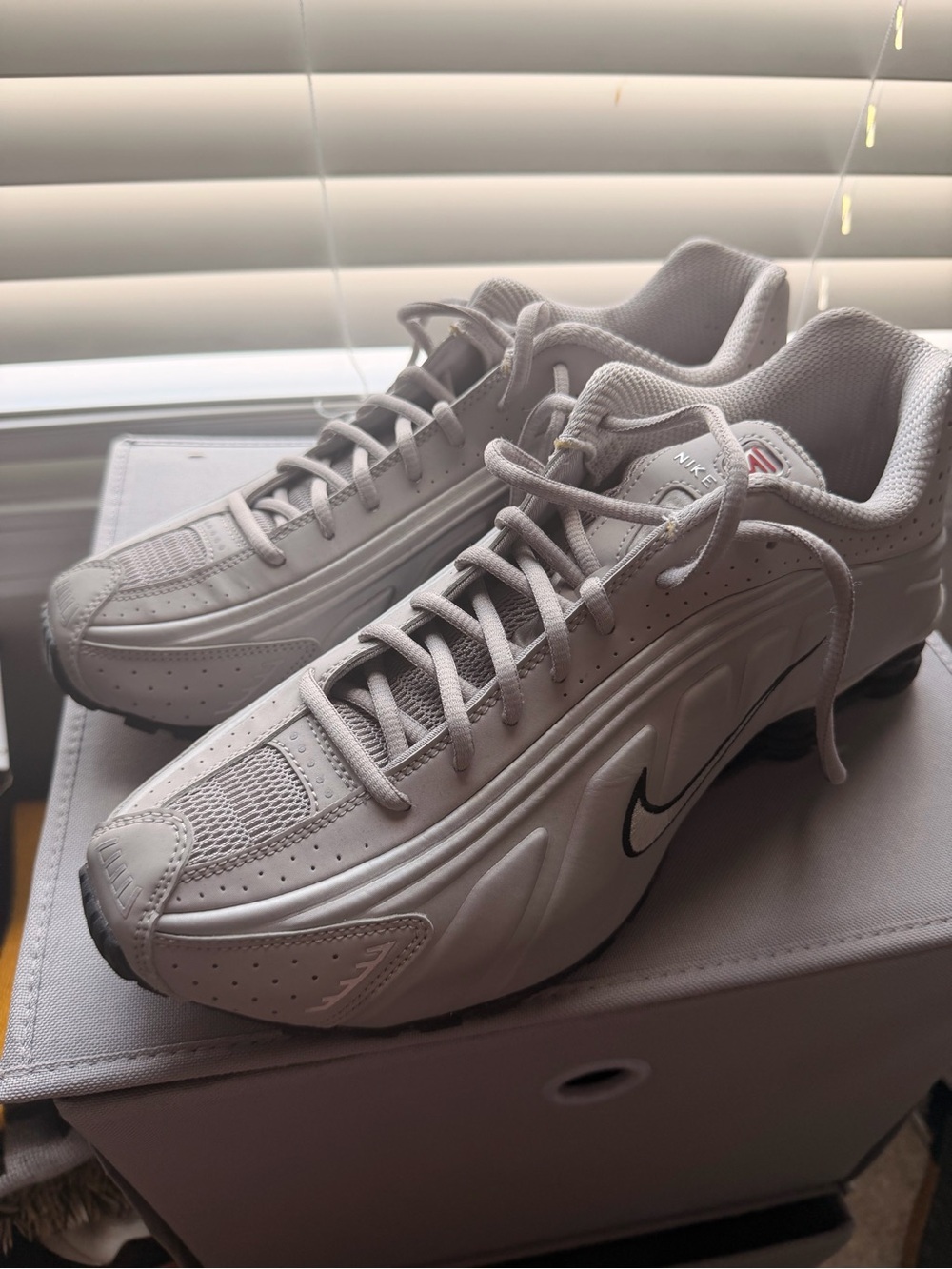 Nike shox R4 - Picture 4 of 7